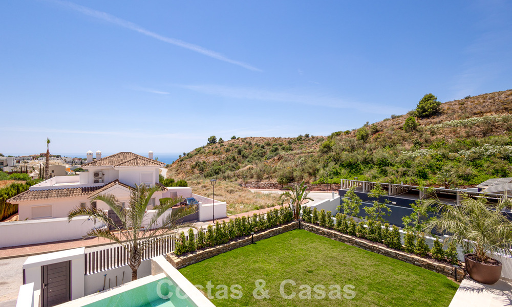 Newly built contemporary luxury villa with sea views for sale in Mijas, Costa del Sol 802163