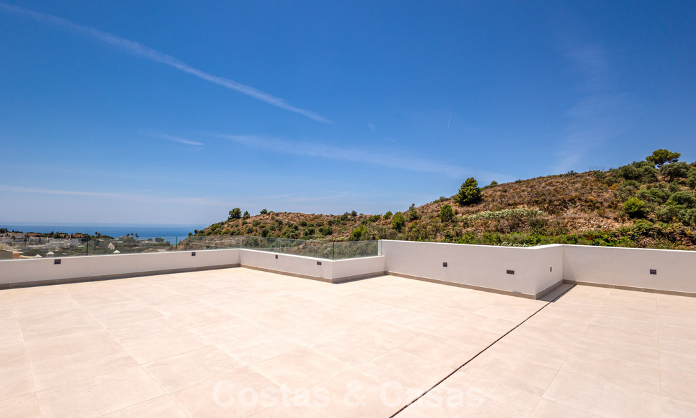 Newly built contemporary luxury villa with sea views for sale in Mijas, Costa del Sol 802164