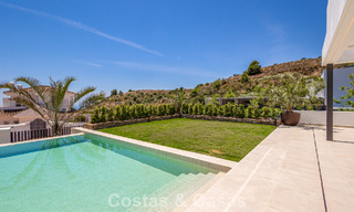 Newly built contemporary luxury villa with sea views for sale in Mijas, Costa del Sol 802167 