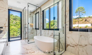 Move-in ready contemporary luxury villa for sale in a gated community in Marbella - Benahavís 802416 