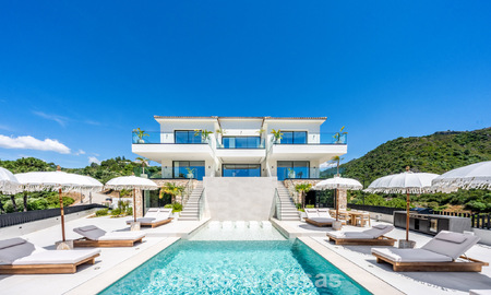 Move-in ready contemporary luxury villa for sale in a gated community in Marbella - Benahavís 802424