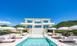 Move-in ready contemporary luxury villa for sale in a gated community in Marbella - Benahavís 802424 