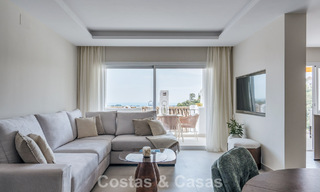 Stylish renovated apartment with sea views for sale in the hills of Marbella - Benahavís 802441 