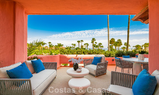 Modernised luxury beachfront apartment for sale in a prestigious beachfront development between Marbella and Estepona 802509 