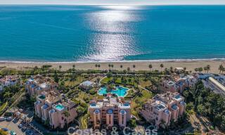 Modernised beachfront apartment with uninterrupted panoramic sea views for sale on the New Golden Mile, Marbella - Estepona 802512 