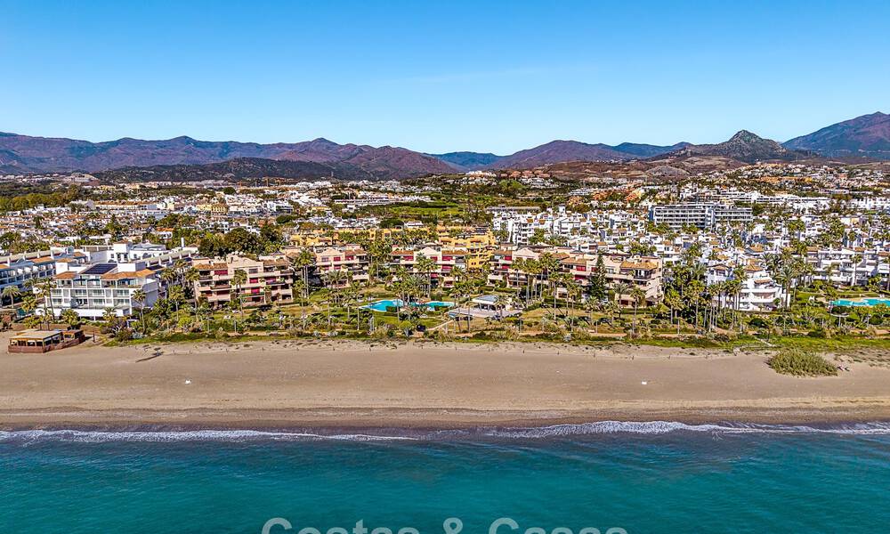 Modernised beachfront apartment with uninterrupted panoramic sea views for sale on the New Golden Mile, Marbella - Estepona 802524