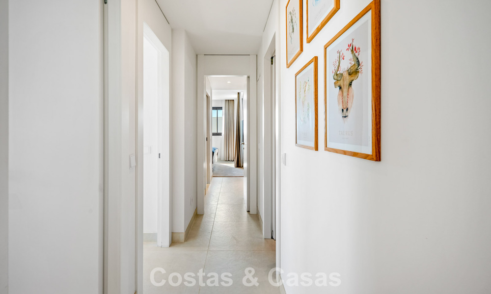 Contemporary apartment for sale in an innovative lifestyle complex in Fuengirola, Costa del Sol 802533
