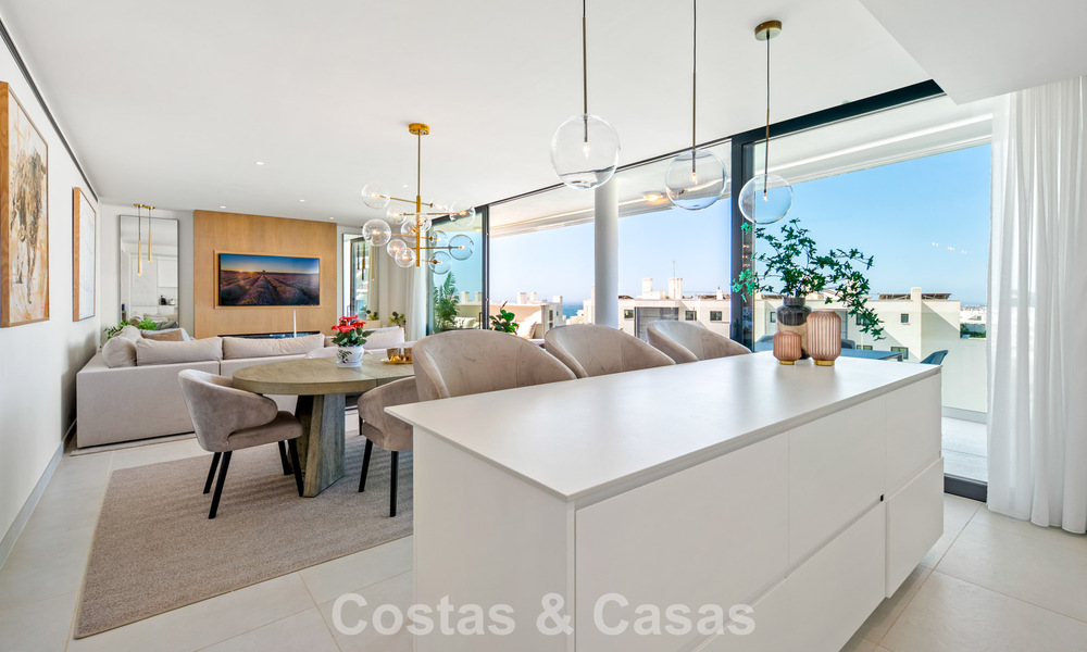 Contemporary apartment for sale in an innovative lifestyle complex in Fuengirola, Costa del Sol 802546
