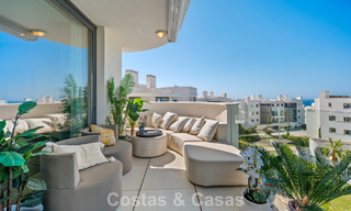 Contemporary apartment for sale in an innovative lifestyle complex in Fuengirola, Costa del Sol 802548 
