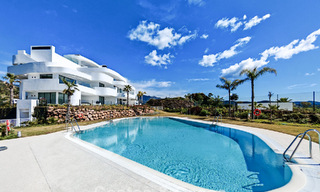 Modern garden apartment with sea views for sale in an exclusive boutique development near Marbella 802608 