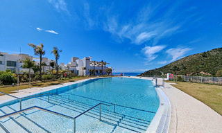 Modern garden apartment with sea views for sale in an exclusive boutique development near Marbella 802609 