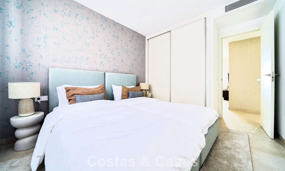 Modern luxury sea-view apartments in El Higuerón, a resort-style development in Fuengirola, Costa del Sol 802665