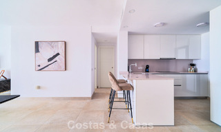 Modern luxury sea-view apartments in El Higuerón, a resort-style development in Fuengirola, Costa del Sol 802683 