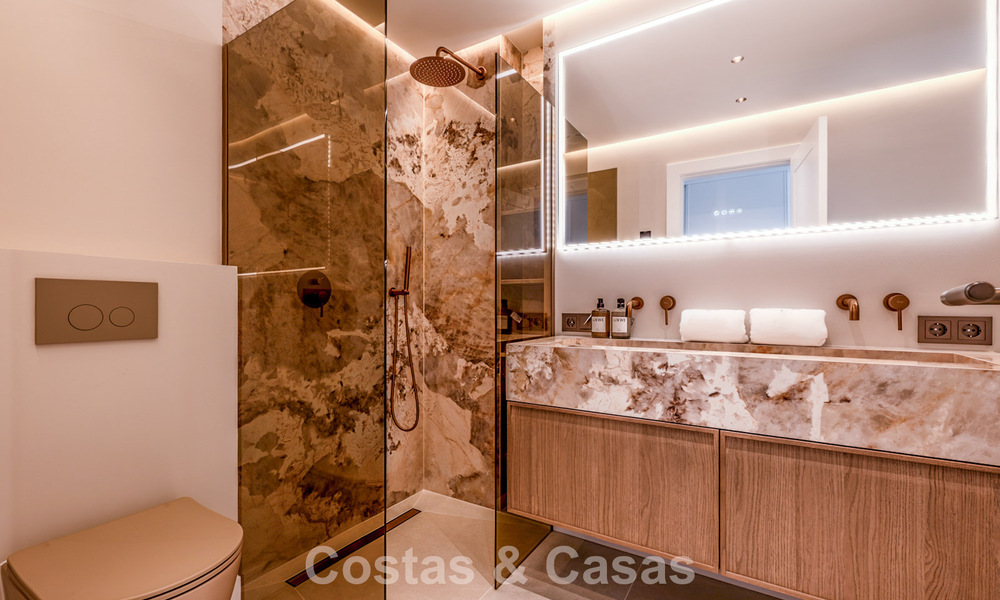 Renovated designer apartment with panoramic sea views for sale in La Quinta, Marbella - Benahavís 802707