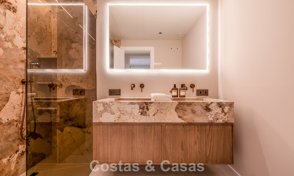Renovated designer apartment with panoramic sea views for sale in La Quinta, Marbella - Benahavís 802710