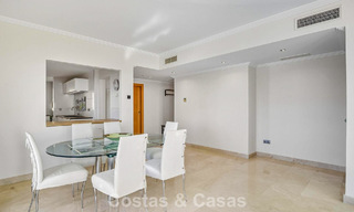 Bright penthouse with panoramic sea views for sale in the Hills of Marbella - Benahavís 802659 
