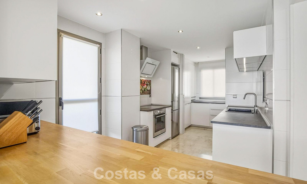 Bright penthouse with panoramic sea views for sale in the Hills of Marbella - Benahavís 802660