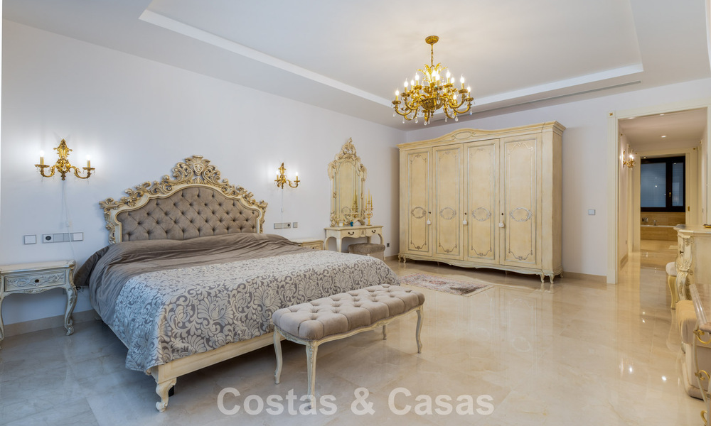 Classic Mediterranean Villa for sale just metres from the beach and golf course on the new golden mile between Marbella and Estepona 802720