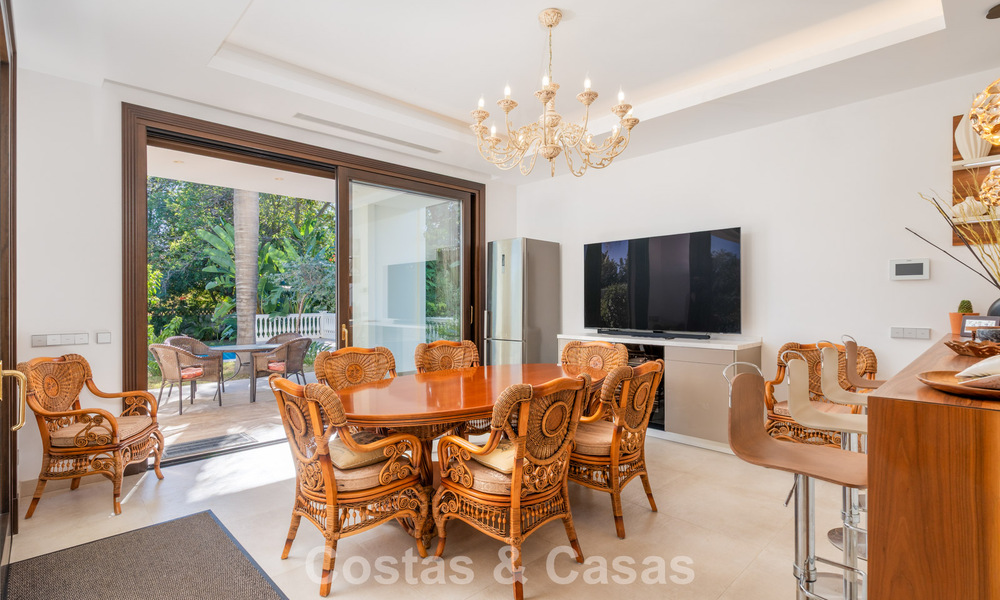 Classic Mediterranean Villa for sale just metres from the beach and golf course on the new golden mile between Marbella and Estepona 802733