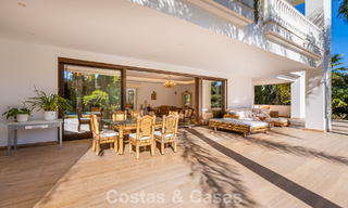 Classic Mediterranean Villa for sale just metres from the beach and golf course on the new golden mile between Marbella and Estepona 802734 