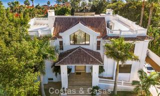 Classic Mediterranean Villa for sale just metres from the beach and golf course on the new golden mile between Marbella and Estepona 802737 