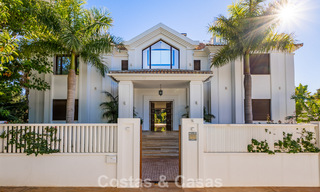 Classic Mediterranean Villa for sale just metres from the beach and golf course on the new golden mile between Marbella and Estepona 802739 