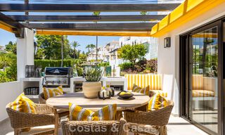 High-quality renovated apartment for sale within walking distance of everything in Nueva Andalucía, Marbella 802762 