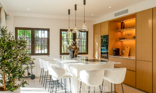 High-quality renovated apartment for sale within walking distance of everything in Nueva Andalucía, Marbella 802780 