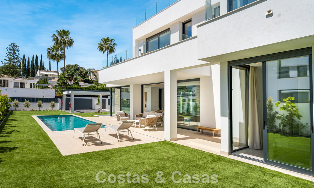 Luxury modern designer villa with swimming pool for sale on the New Golden Mile, Close to San Pedro - Marbella 802796