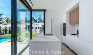 Luxury modern designer villa with swimming pool for sale on the New Golden Mile, Close to San Pedro - Marbella 802817 