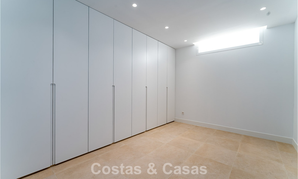 Luxury modern designer villa with swimming pool for sale on the New Golden Mile, Close to San Pedro - Marbella 802828