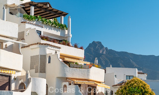 Luxuriously renovated sea-view apartment for sale in a gated community on Marbella’s Golden Mile 802855 