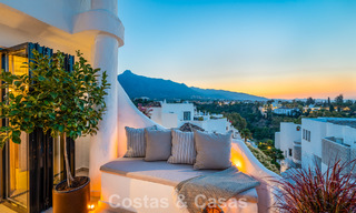 Luxuriously renovated sea-view apartment for sale in a gated community on Marbella’s Golden Mile 802859 