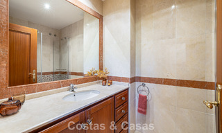 Semi-detached villa with excellent potential for sale, frontline golf in Nueva Andalucía, Marbella 802888 