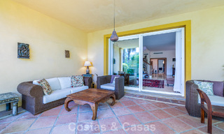 Semi-detached villa with excellent potential for sale, frontline golf in Nueva Andalucía, Marbella 802905 