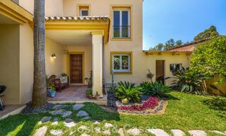 Semi-detached villa with excellent potential for sale, frontline golf in Nueva Andalucía, Marbella 802915 