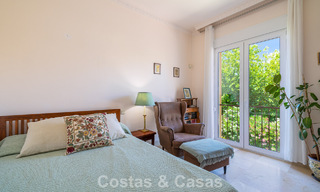 Semi-detached villa with excellent potential for sale, frontline golf in Nueva Andalucía, Marbella 802921 