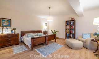Semi-detached villa with excellent potential for sale, frontline golf in Nueva Andalucía, Marbella 802927 