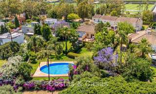Semi-detached villa with excellent potential for sale, frontline golf in Nueva Andalucía, Marbella 802936 