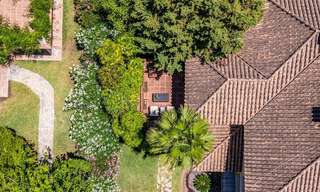 Semi-detached villa with excellent potential for sale, frontline golf in Nueva Andalucía, Marbella 802938 