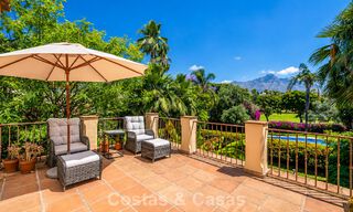 Semi-detached villa with excellent potential for sale, frontline golf in Nueva Andalucía, Marbella 802943 