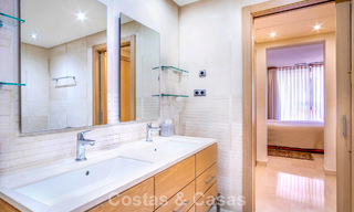 Spacious, luxury apartment for sale with sea view in an exclusive complex on Marbella’s Golden Mile 802963 
