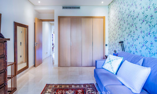 Spacious, luxury apartment for sale with sea view in an exclusive complex on Marbella’s Golden Mile 802965 