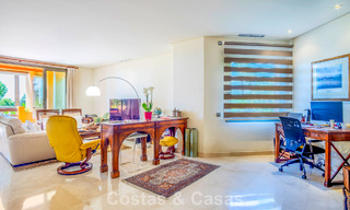 Spacious, luxury apartment for sale with sea view in an exclusive complex on Marbella’s Golden Mile 802985 