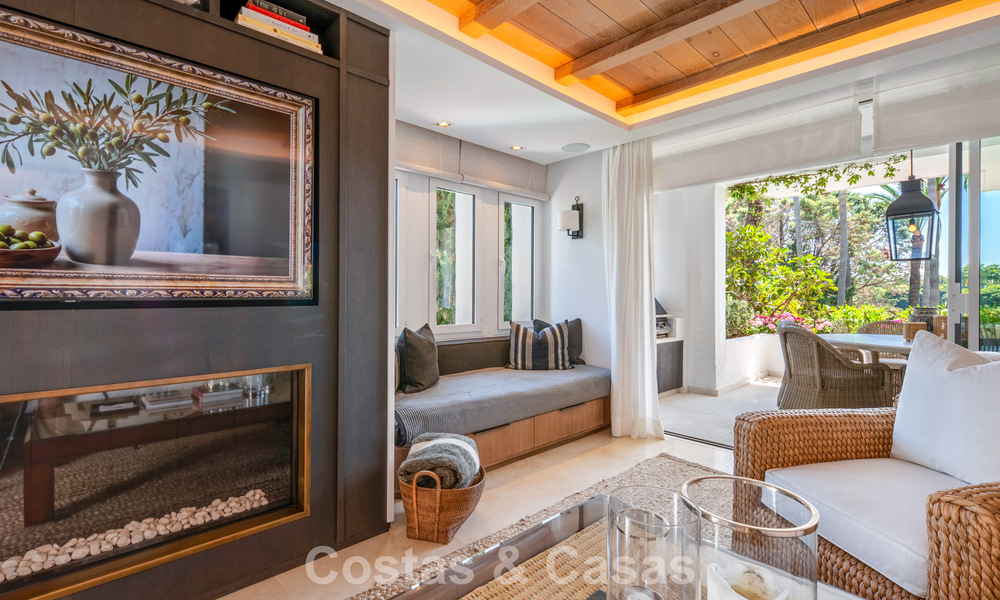 Exclusively renovated luxury apartment for sale in Puente Romano, Marbella 802992