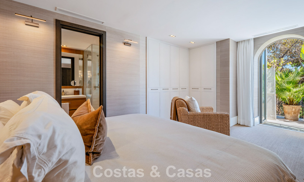 Exclusively renovated luxury apartment for sale in Puente Romano, Marbella 803002