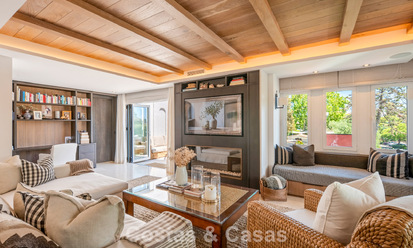 Exclusively renovated luxury apartment for sale in Puente Romano, Marbella 803034