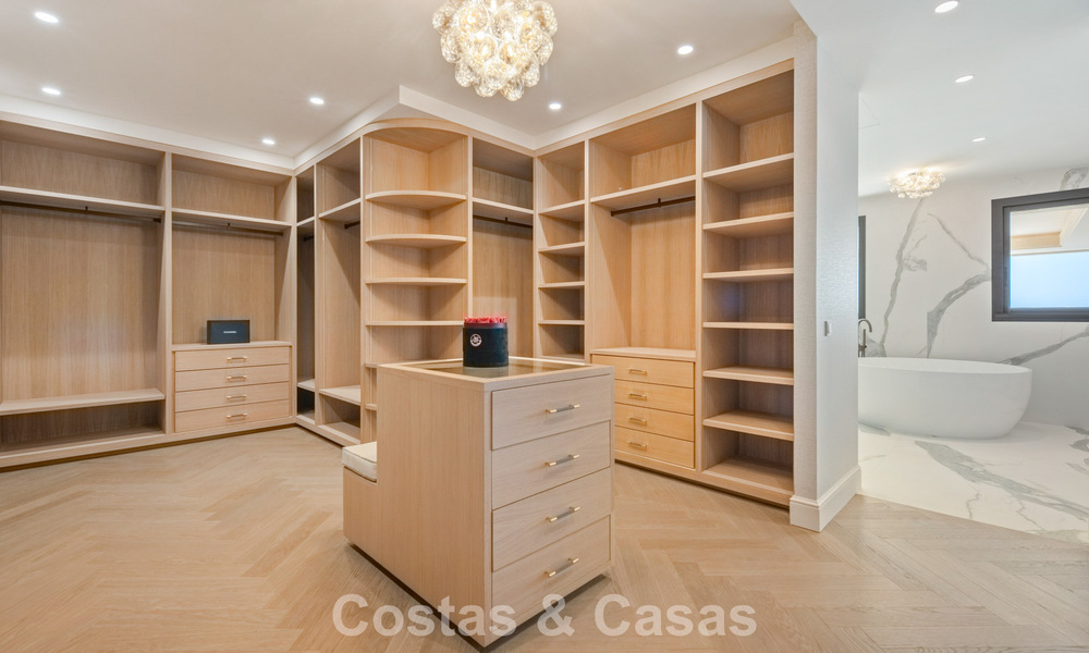 Exclusive, modern duplex penthouse with panoramic sea views for sale in Nueva Andalucía, Marbella 803044