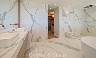 Exclusive, modern duplex penthouse with panoramic sea views for sale in Nueva Andalucía, Marbella 803046 