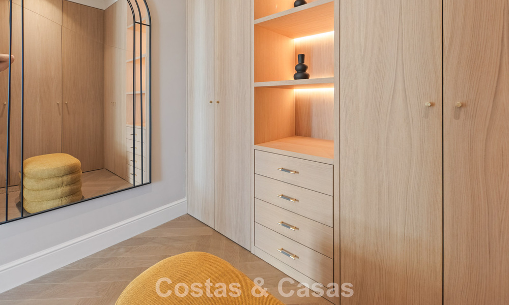 Exclusive, modern duplex penthouse with panoramic sea views for sale in Nueva Andalucía, Marbella 803053